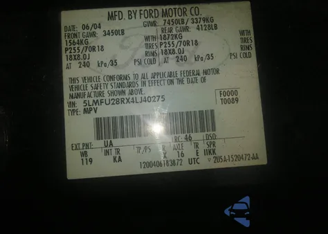 2004 Lincoln Navigator z USA, uszkodzony, nr VIN 5LMFU28RX4LJ40275